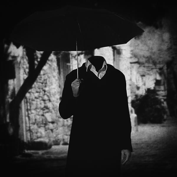 The-Umbrella-Room