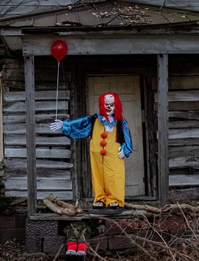Don't enter the haunted house at Kausterman's Farm